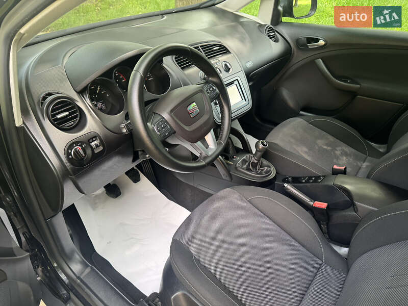 Минивэн SEAT Altea XL 2010 в Калуше