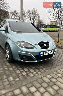 Мінівен SEAT Altea XL 2010 в Павлограді