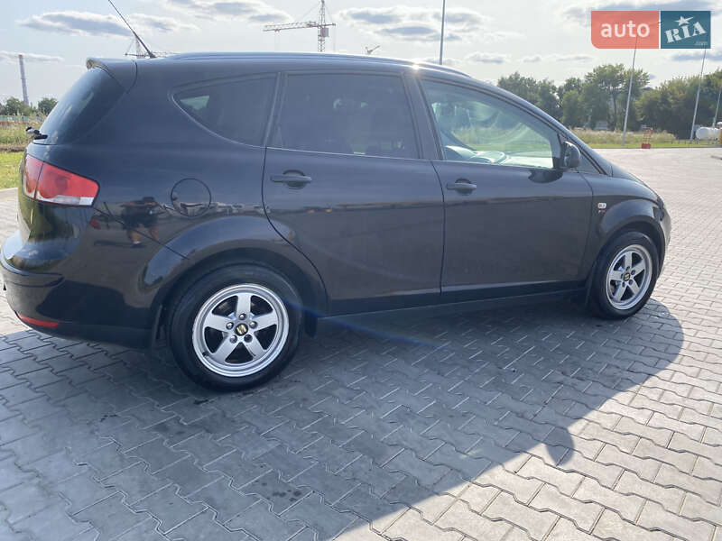 Минивэн SEAT Altea XL 2008 в Луцке фото 4 Минивэн SEAT Altea XL 2008 в Луцке