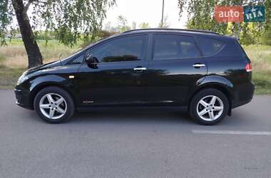 Минивэн SEAT Altea XL 2011 в 