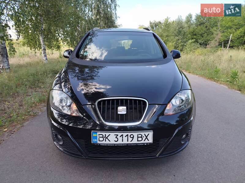 Минивэн SEAT Altea XL 2011 в Черкассах