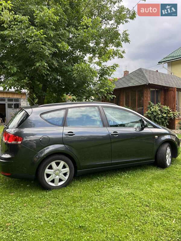 Минивэн SEAT Altea XL 2009 в Сколе