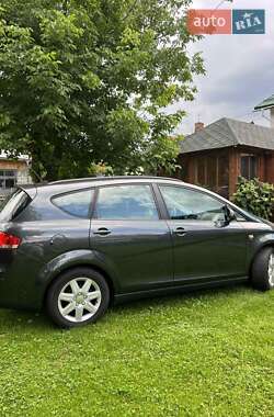 Минивэн SEAT Altea XL 2009 в 