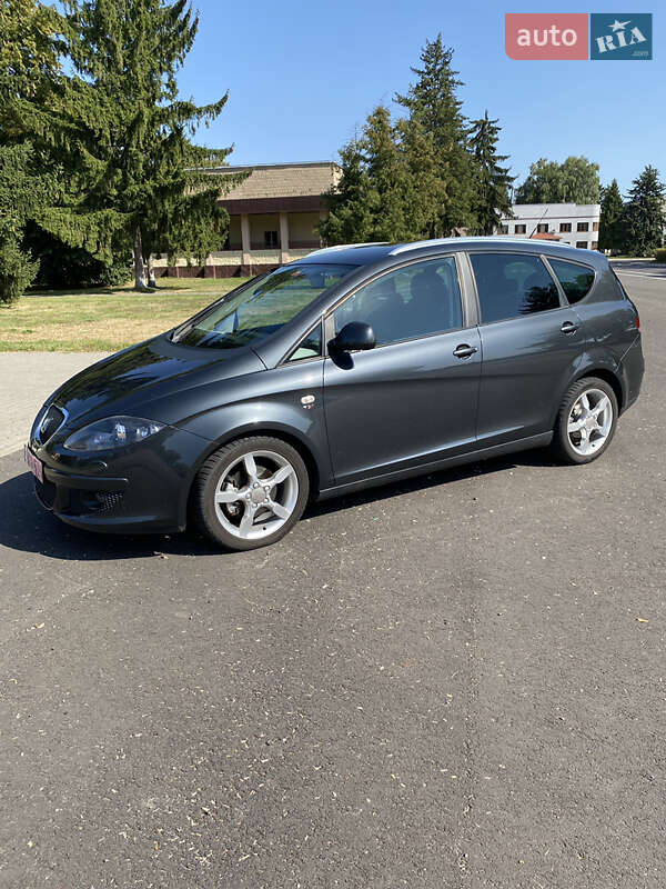 Минивэн SEAT Altea XL 2009 в Луцке фото 3 Минивэн SEAT Altea XL 2009 в Луцке