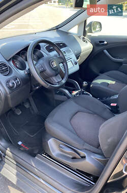 Минивэн SEAT Altea XL 2009 в 