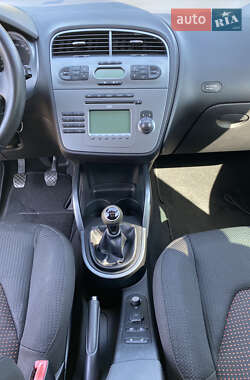 Минивэн SEAT Altea XL 2009 в 
