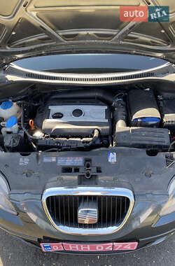 Минивэн SEAT Altea XL 2009 в 