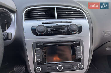 Минивэн SEAT Altea XL 2010 в 
