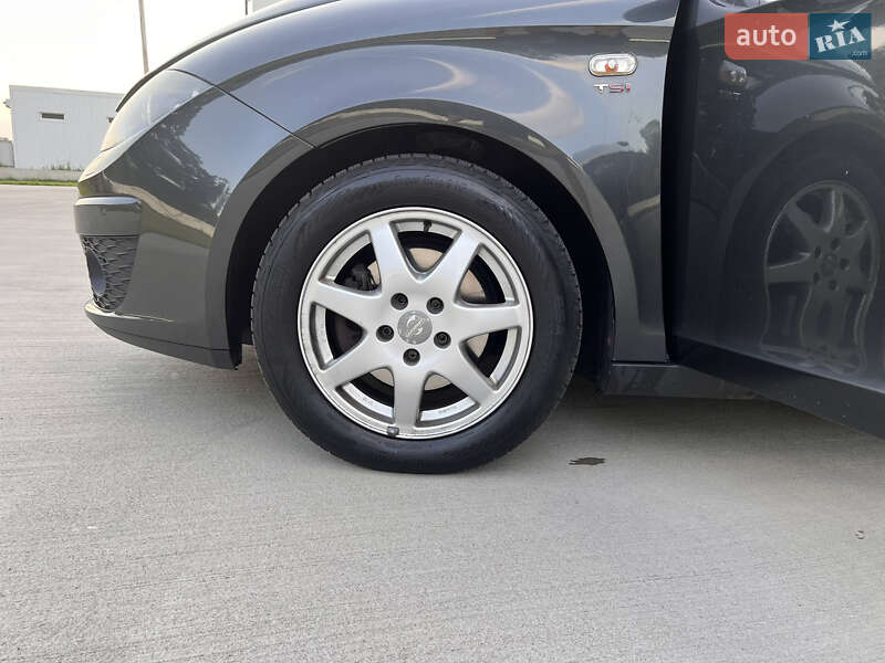 Минивэн SEAT Altea XL 2010 в Луцке