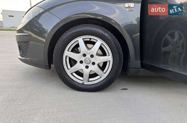 Минивэн SEAT Altea XL 2010 в 