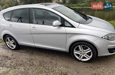 Минивэн SEAT Altea XL 2009 в 