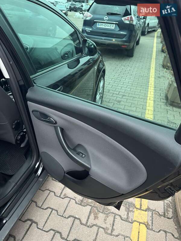 Мінівен SEAT Altea XL 2013 в Житомирі