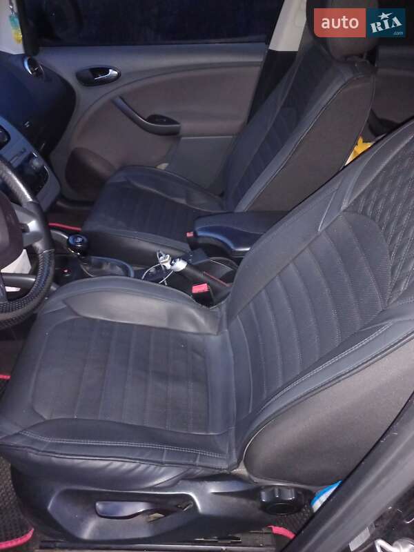 Минивэн SEAT Altea XL 2009 в Гостомеле