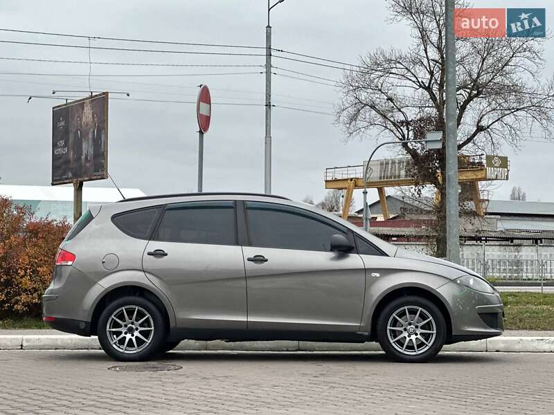 Минивэн SEAT Altea XL 2007 в Киеве