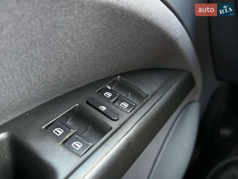 Минивэн SEAT Altea XL 2007 в Кривом Роге