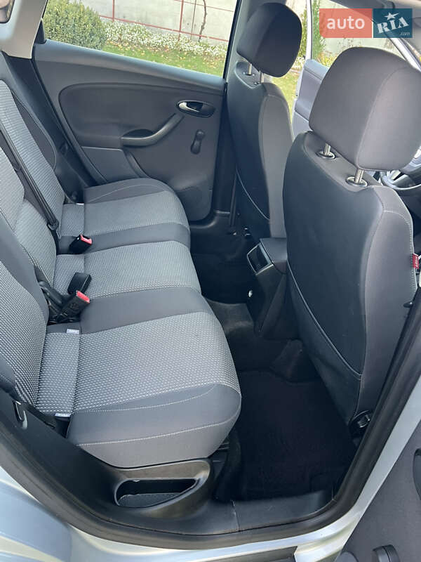 Минивэн SEAT Altea XL 2010 в Житомире