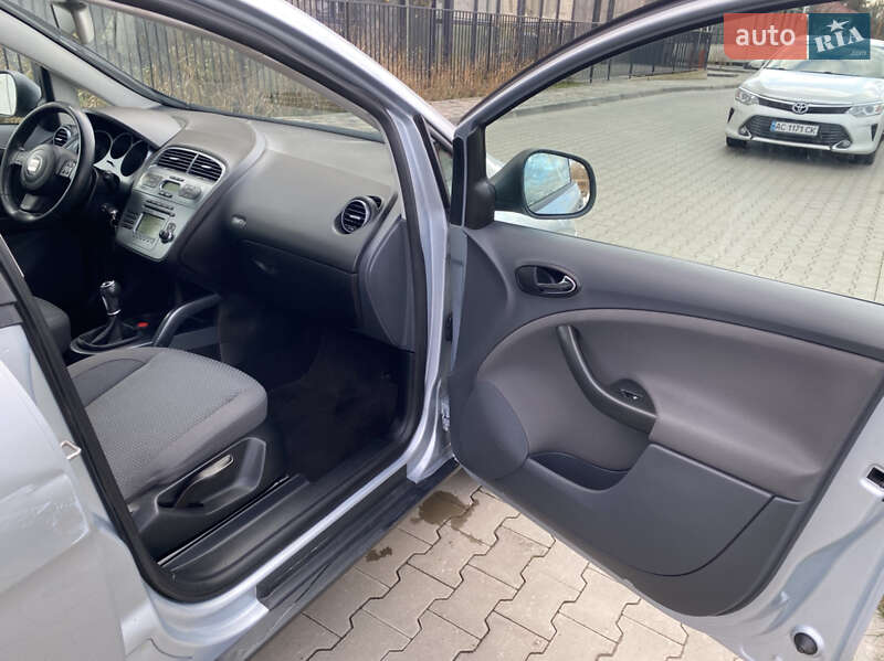Минивэн SEAT Altea XL 2008 в Луцке фото 17 Минивэн SEAT Altea XL 2008 в Луцке