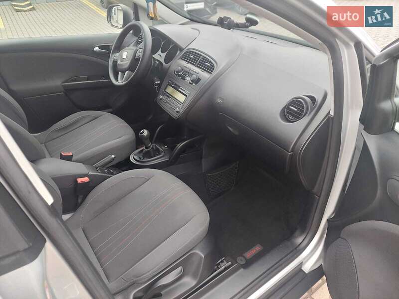 Минивэн SEAT Altea XL 2011 в Ивано-Франковске