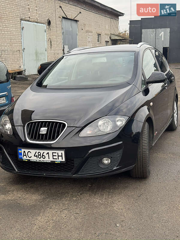 Мінівен SEAT Altea XL 2013 в Луцьку