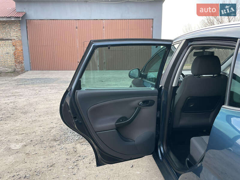 Минивэн SEAT Altea XL 2008 в Днепре