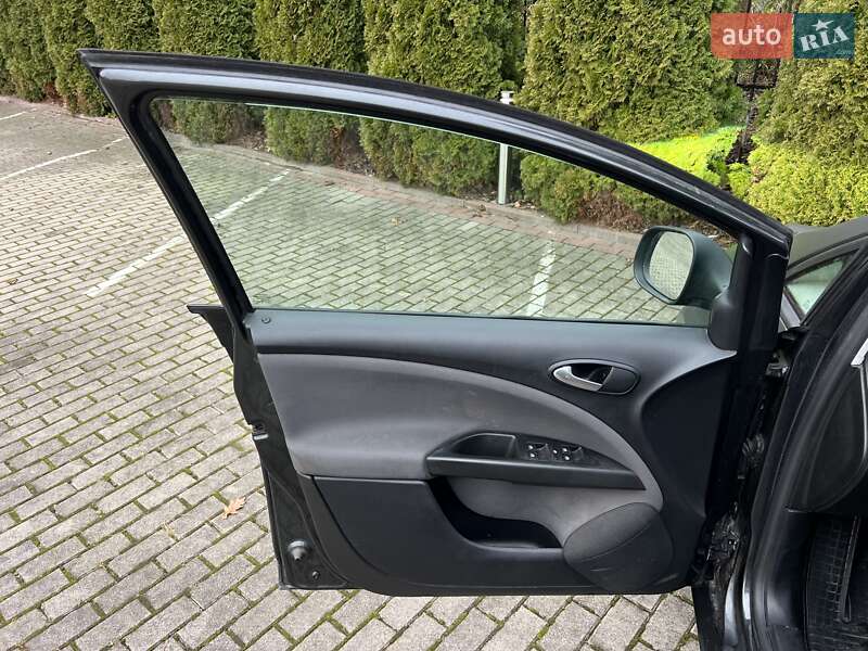 Минивэн SEAT Altea XL 2011 в Львове