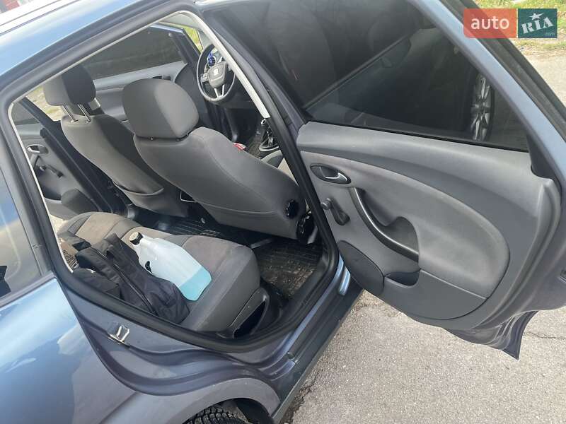 Мінівен SEAT Altea XL 2010 в Баришівка