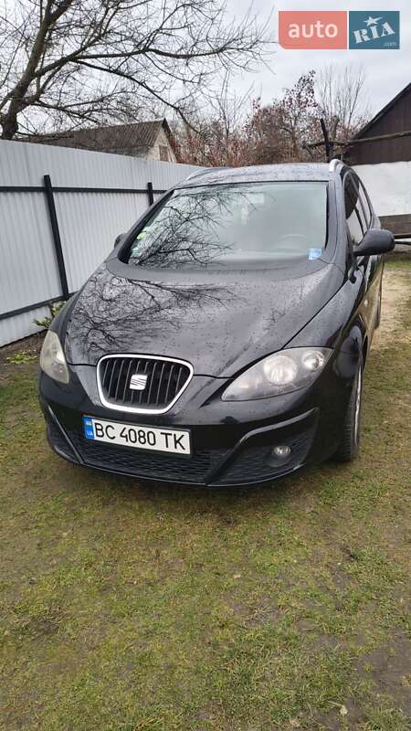 Минивэн SEAT Altea XL 2012 в Львове