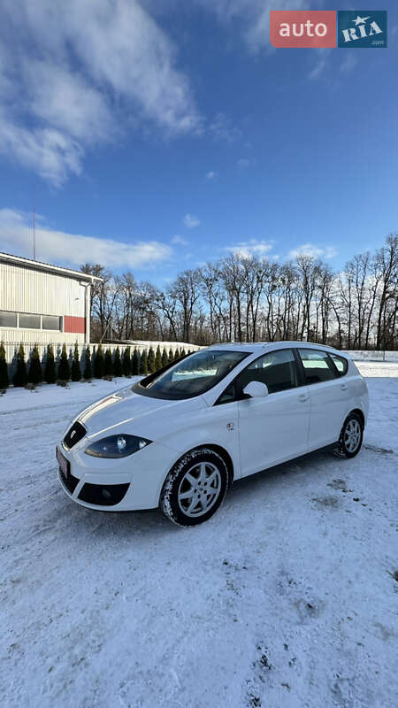 Мінівен SEAT Altea XL 2012 в Луцьку