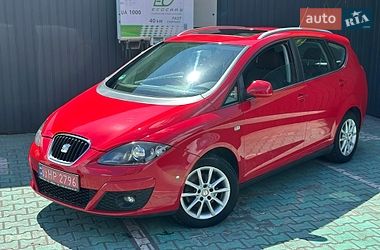 Минивэн SEAT Altea XL 2010 в Каменском