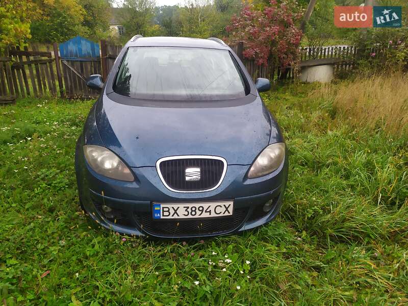 Минивэн SEAT Altea 2008 в Полонном