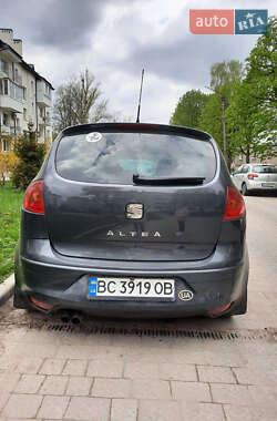 Хэтчбек SEAT Altea 2006 в Львове