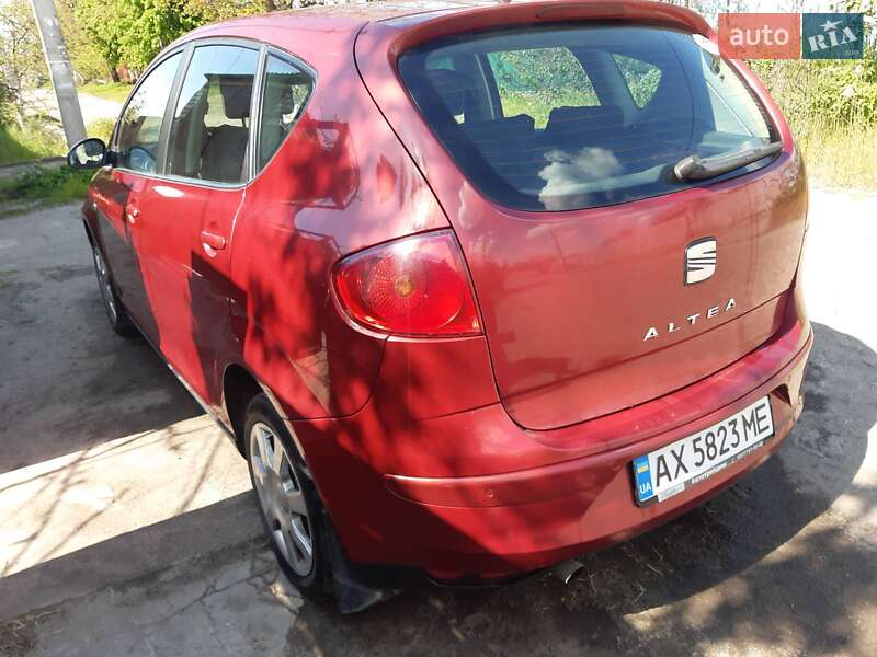 Хэтчбек SEAT Altea 2005 в Светловодске фото 12 Хэтчбек SEAT Altea 2005 в Светловодске
