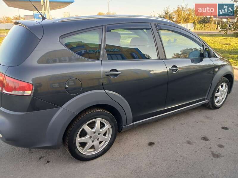 Минивэн SEAT Altea 2009 в Подольске