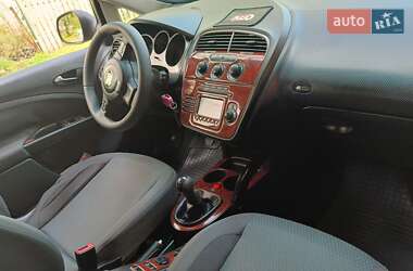 Минивэн SEAT Altea 2007 в 