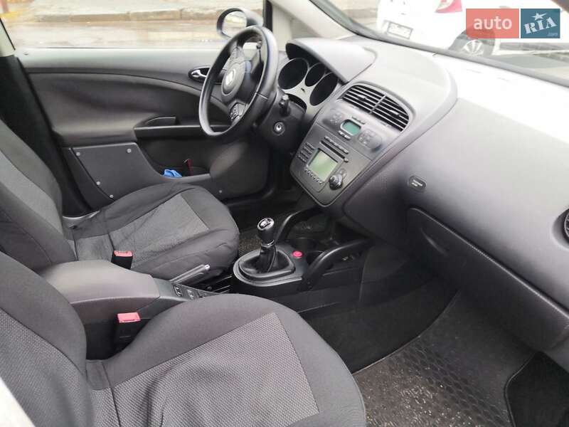 Мінівен SEAT Altea 2006 в Мурованих Курилівцях