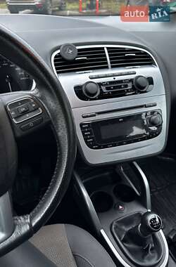 Минивэн SEAT Altea 2009 в 