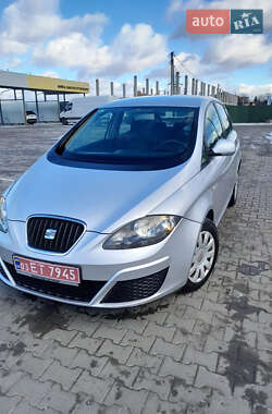 Мінівен SEAT Altea 2011 в 