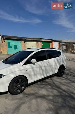 Минивэн SEAT Altea 2011 в 