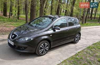 Минивэн SEAT Altea 2005 в 