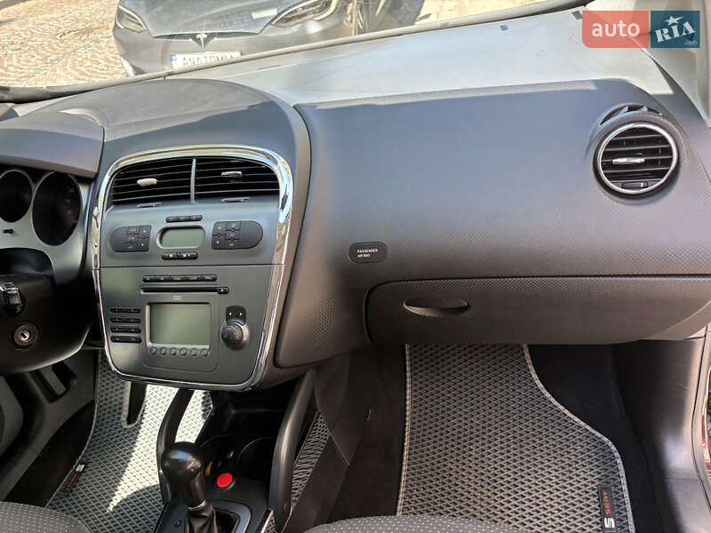 Минивэн SEAT Altea 2009 в Львове