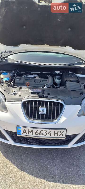 Минивэн SEAT Altea 2009 в Житомире