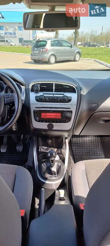 Минивэн SEAT Altea 2009 в Житомире