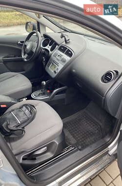 Минивэн SEAT Altea 2008 в 