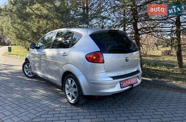Мінівен SEAT Altea 2011 в 