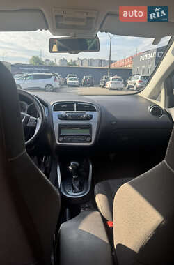 Минивэн SEAT Altea 2010 в 