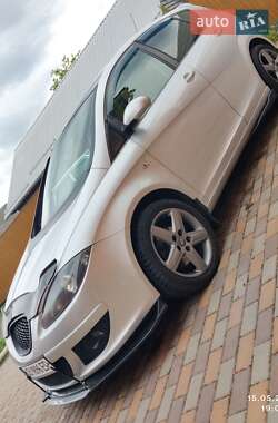 Минивэн SEAT Altea 2004 в 