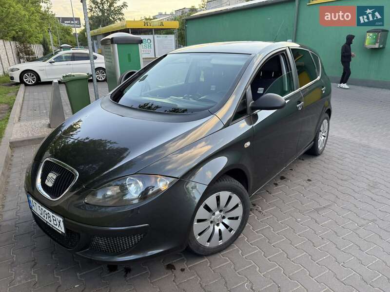 Мінівен SEAT Altea 2008 в Долині