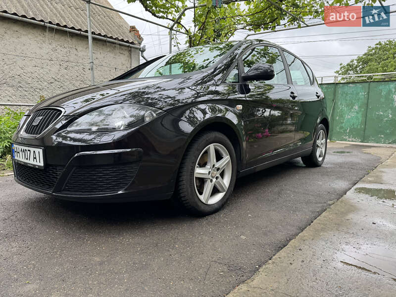 Минивэн SEAT Altea 2010 в 