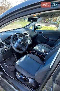 Минивэн SEAT Altea 2008 в 