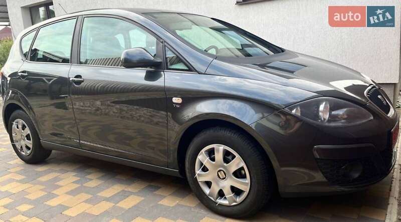 Минивэн SEAT Altea 2012 в 
